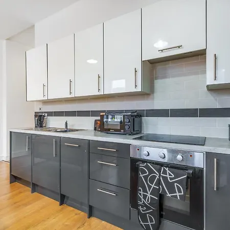 Spacious City Centre Apartment - Sleeps 8 Liverpool Extérieur photo