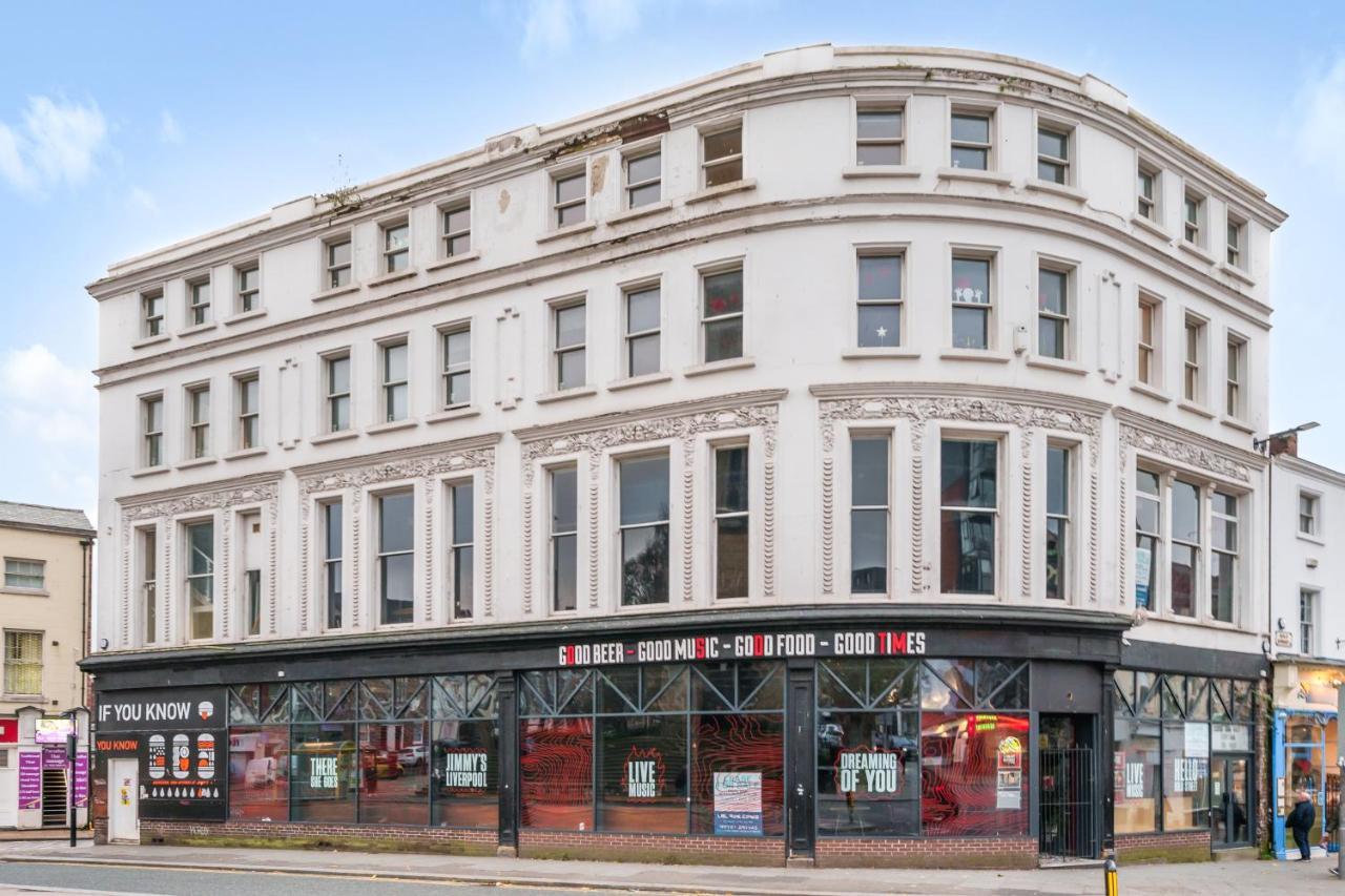 Spacious Centre - Sleeps 8